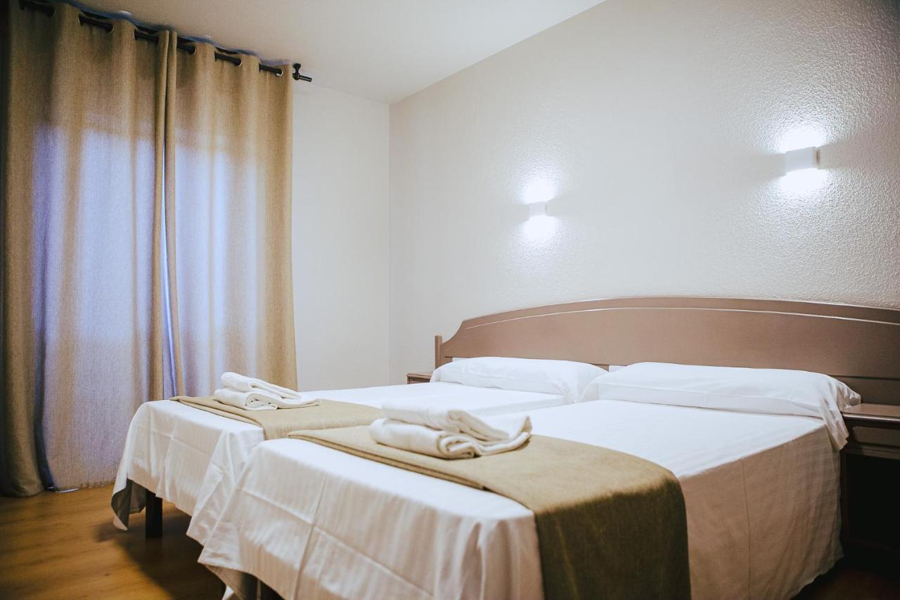 Hotel&Bar Ducay Olite Esterno foto