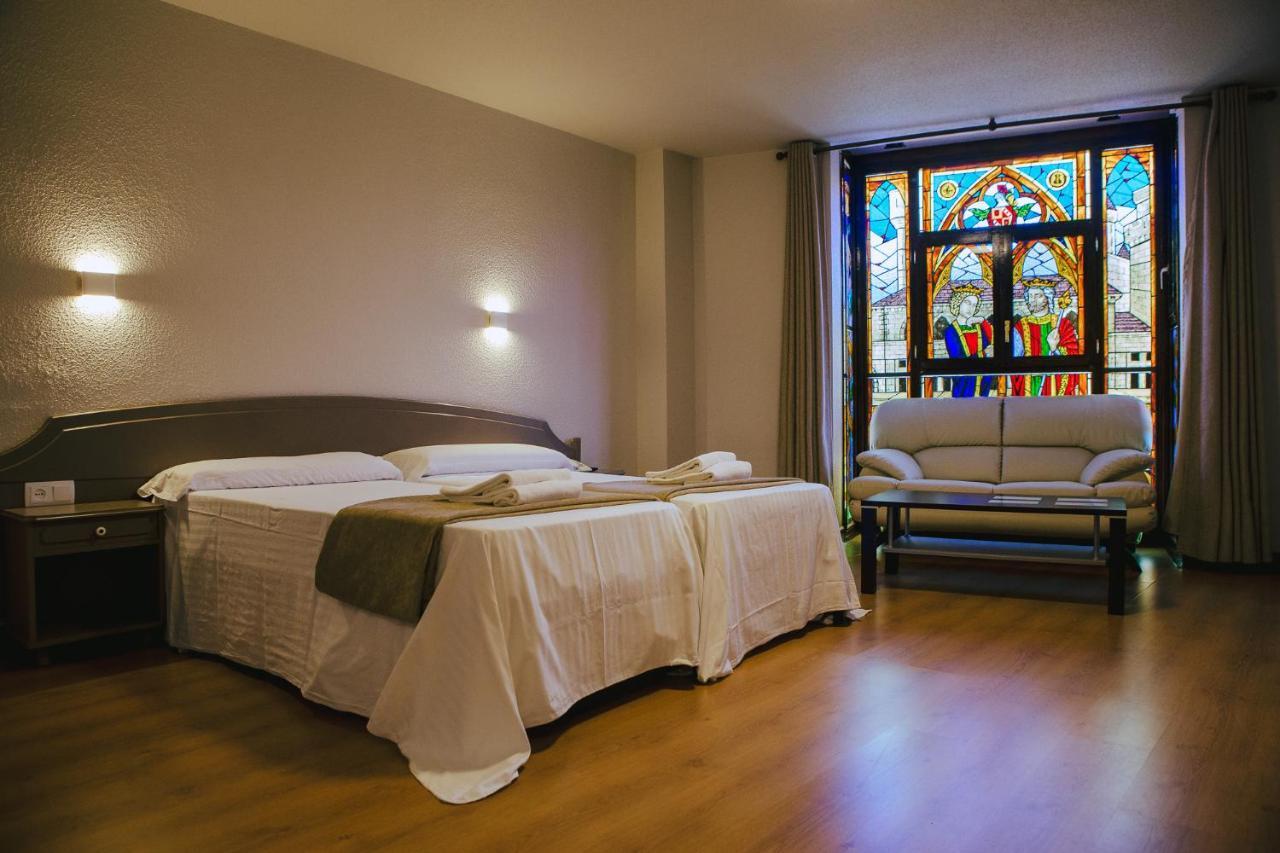 Hotel&Bar Ducay Olite Esterno foto