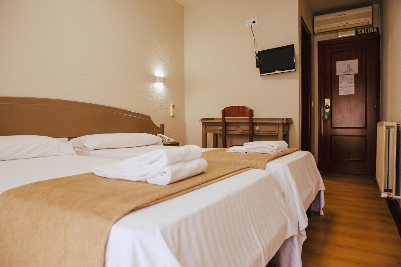 Hotel&Bar Ducay Olite Esterno foto