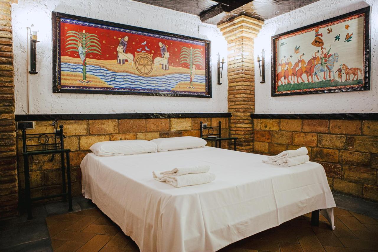 Hotel&Bar Ducay Olite Esterno foto